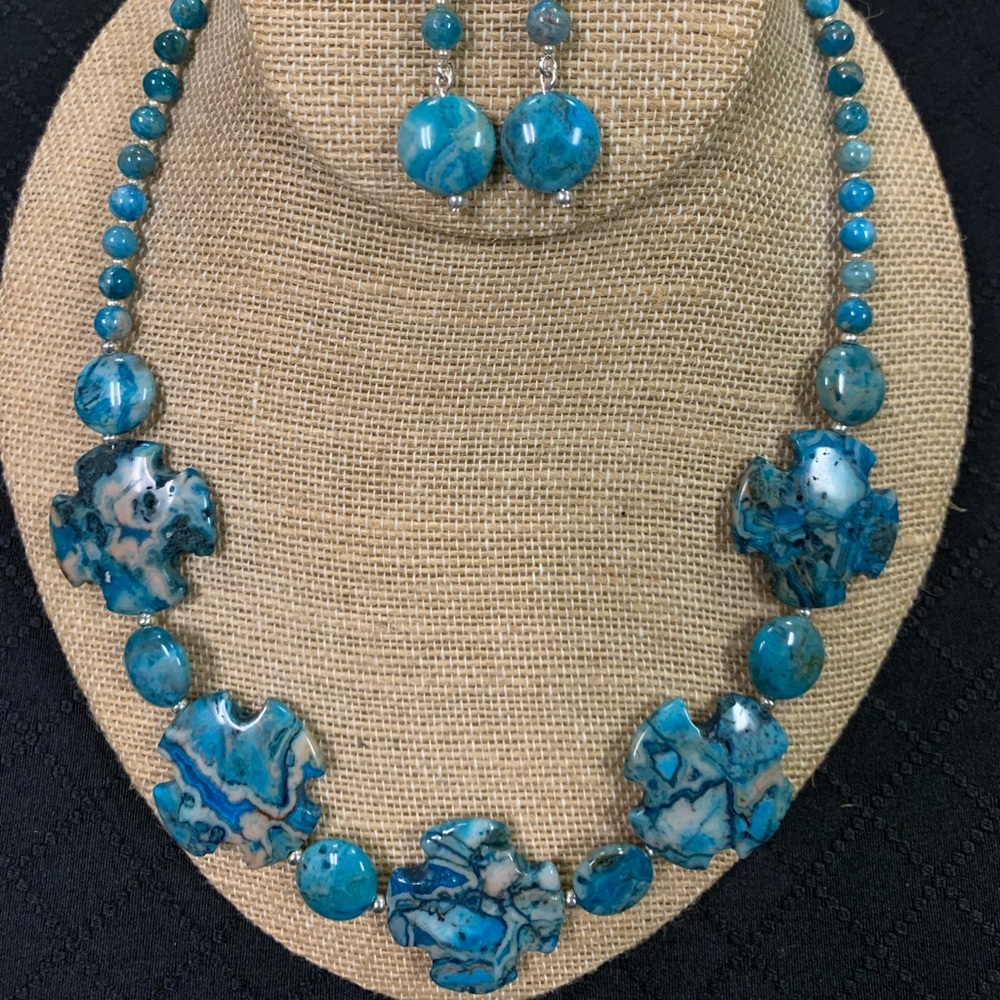 Crazy Lace Blue Agate necklace and earrings set